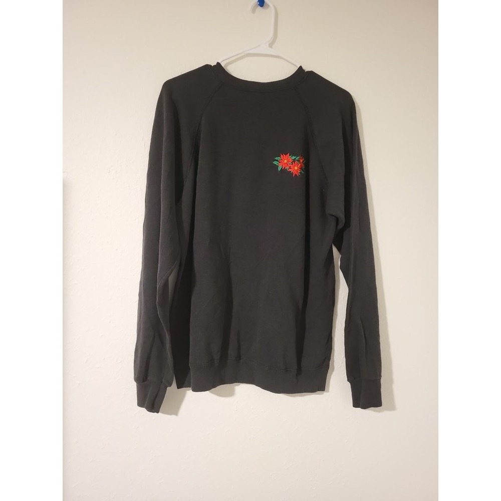 Vintage Hanes‎ Activewear Sweatshirt with Floral Embroidery